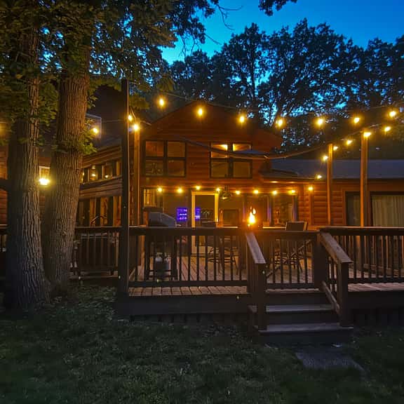 Deer Run Log Cabin - Image 1